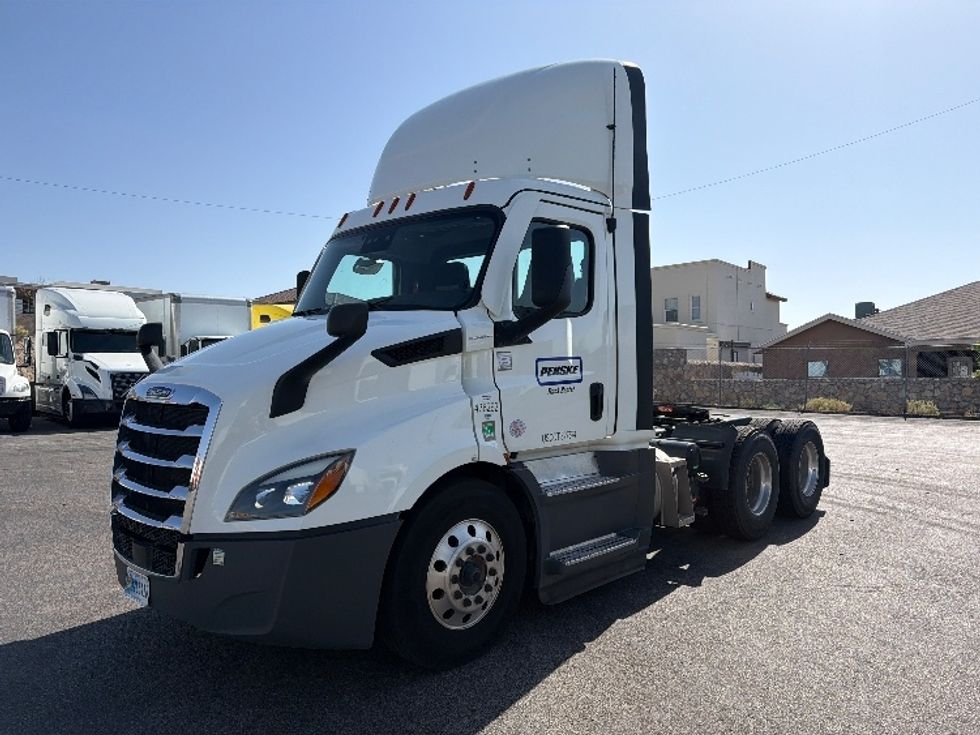 Day Cab Tractor-Heavy Duty Tractors-Freightliner-2022-T11664ST-El Paso-TX-460,369\n\t\tmiles-$ 55,250 - Image 3