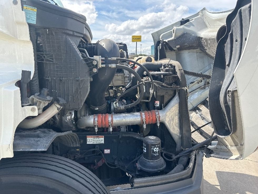 Day Cab Tractor-Heavy Duty Tractors-Freightliner-2022-T11664ST-Fort Worth-TX-342,576\n\t\tmiles-$ 72,000 - Image 15