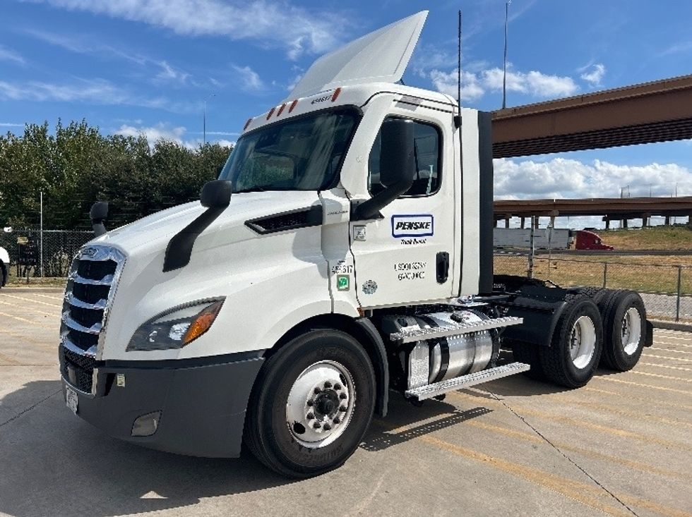 Day Cab Tractor-Heavy Duty Tractors-Freightliner-2022-T11664ST-Fort Worth-TX-342,576\n\t\tmiles-$ 72,000 - Image 3