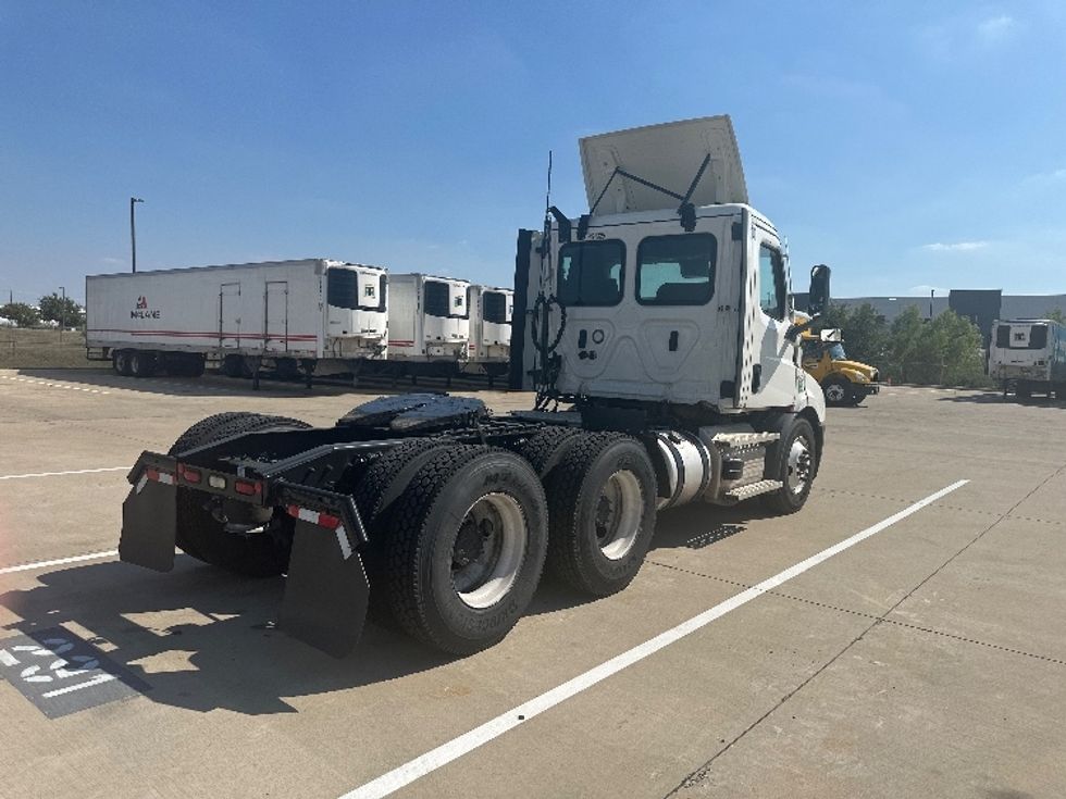 Day Cab Tractor-Heavy Duty Tractors-Freightliner-2022-T11664ST-Fort Worth-TX-347,568\n\t\tmiles-$ 68,750 - Image 7