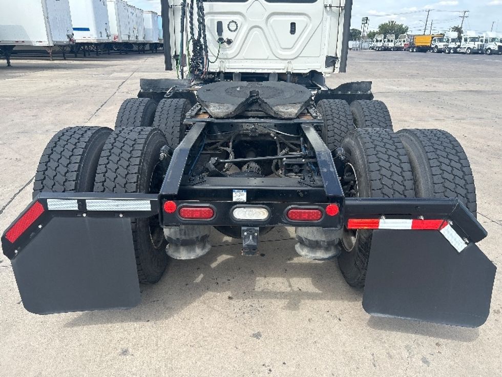 Day Cab Tractor-Heavy Duty Tractors-Freightliner-2022-T11664ST-Fort Worth-TX-360,362\n\t\tmiles-$ 66,500 - Image 6