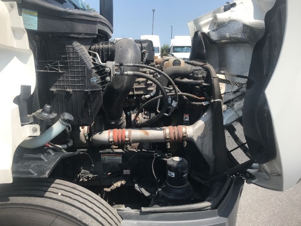 Day Cab Tractor-Heavy Duty Tractors-Freightliner-2022-T11664ST-Harrisburg-PA-465,724\n\t\tmiles-$ 55,500 - Image 15