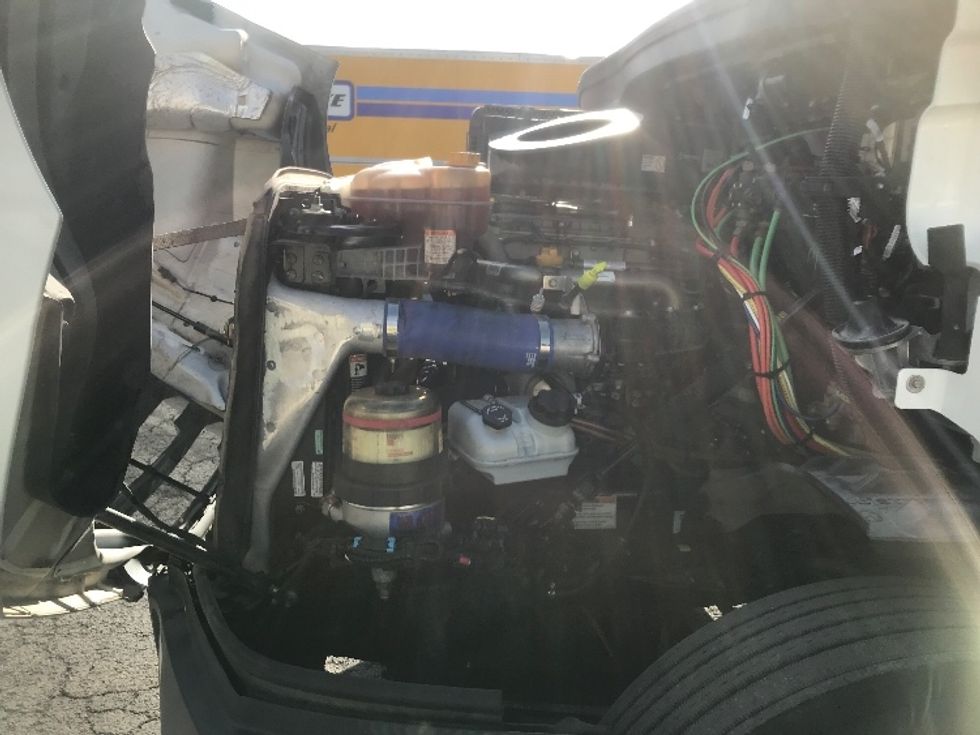 Day Cab Tractor-Heavy Duty Tractors-Freightliner-2022-T11664ST-Harrisburg-PA-505,026\n\t\tmiles-$ 44,250 - Image 16