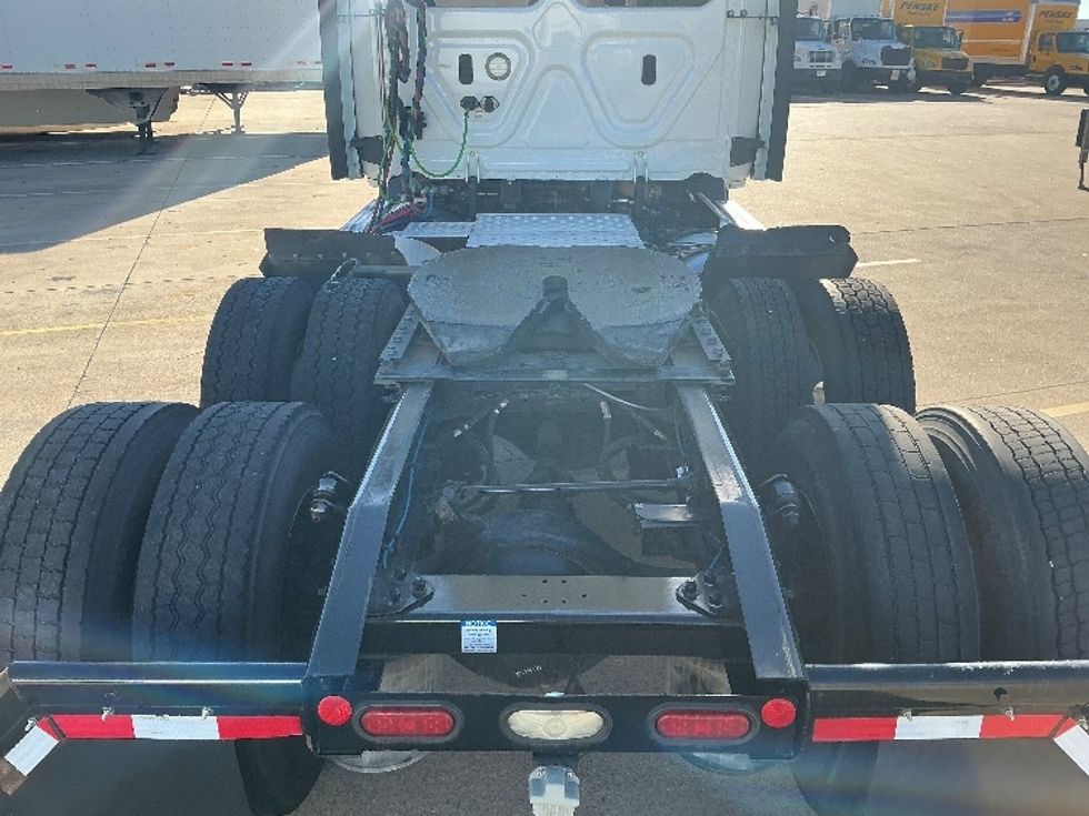 Day Cab Tractor-Heavy Duty Tractors-Freightliner-2022-T11664ST-Lubbock-TX-398,653\n\t\tmiles-$ 63,750 - Image 6