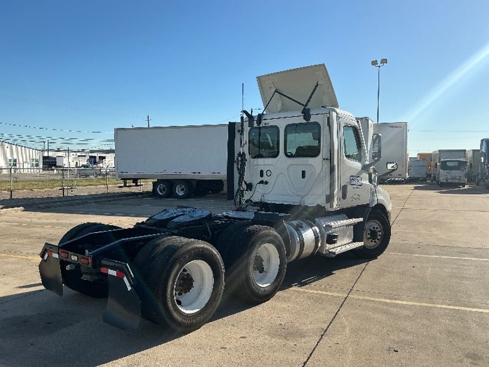 Day Cab Tractor-Heavy Duty Tractors-Freightliner-2022-T11664ST-Lubbock-TX-398,653\n\t\tmiles-$ 63,750 - Image 7