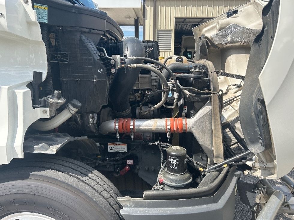 Day Cab Tractor-Heavy Duty Tractors-Freightliner-2022-T11664ST-Pell City-AL-663,163\n\t\tmiles-$ 29,250 - Image 15