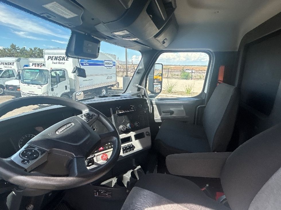 Day Cab Tractor-Heavy Duty Tractors-Freightliner-2022-T11664ST-Phoenix-AZ-507,286\n\t\tmiles-$ 52,500 - Image 10