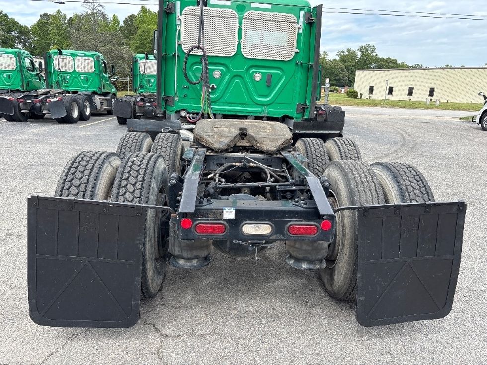 Day Cab Tractor-Heavy Duty Tractors-Freightliner-2022-T11664ST-Prince George-VA-432,264\n\t\tmiles-$ 53,250 - Image 6