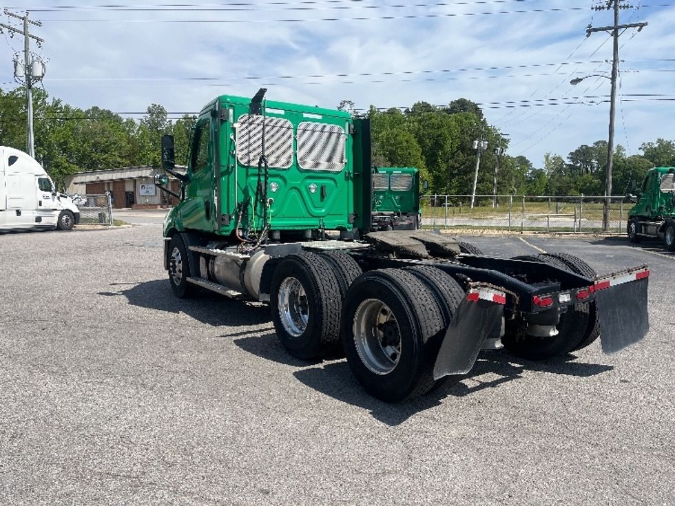 Day Cab Tractor-Heavy Duty Tractors-Freightliner-2022-T11664ST-Prince George-VA-489,238\n\t\tmiles-$ 53,500 - Image 5