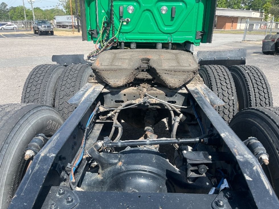 Day Cab Tractor-Heavy Duty Tractors-Freightliner-2022-T11664ST-Prince George-VA-489,238\n\t\tmiles-$ 53,500 - Image 6