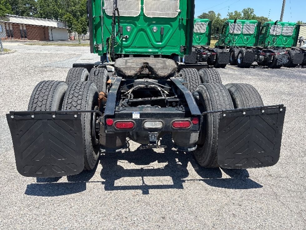 Day Cab Tractor-Heavy Duty Tractors-Freightliner-2022-T11664ST-Prince George-VA-489,867\n\t\tmiles-$ 50,500 - Image 6