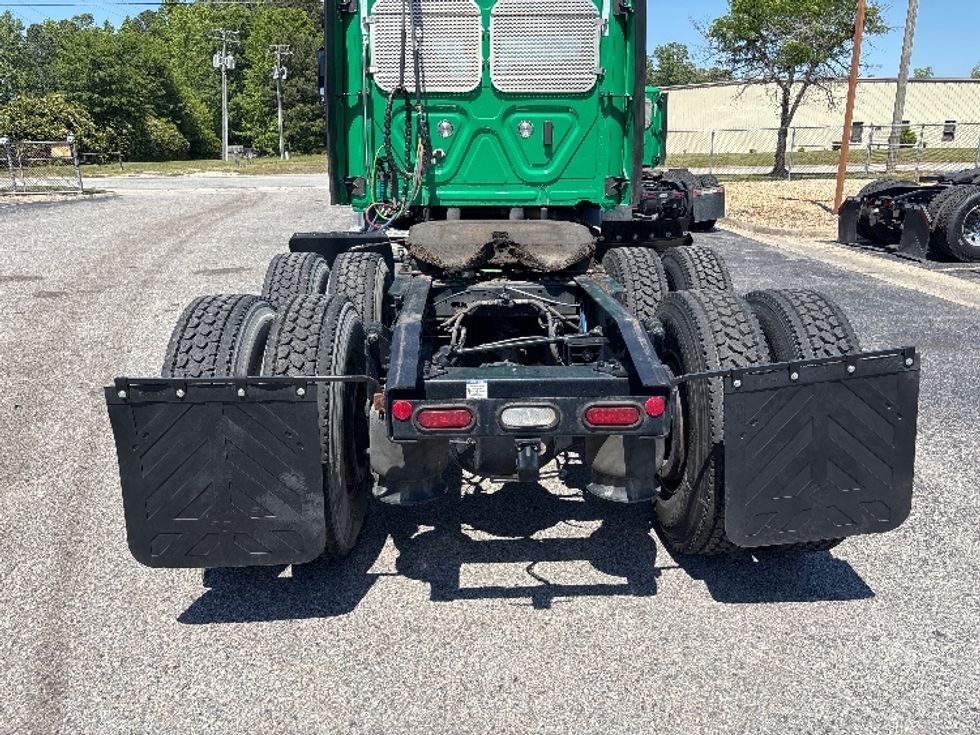 Day Cab Tractor-Heavy Duty Tractors-Freightliner-2022-T11664ST-Prince George-VA-496,369\n\t\tmiles-$ 49,750 - Image 7