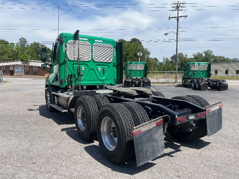 Day Cab Tractor-Heavy Duty Tractors-Freightliner-2022-T11664ST-Prince George-VA-553,919\n\t\tmiles-$ 46,750 - Image 5