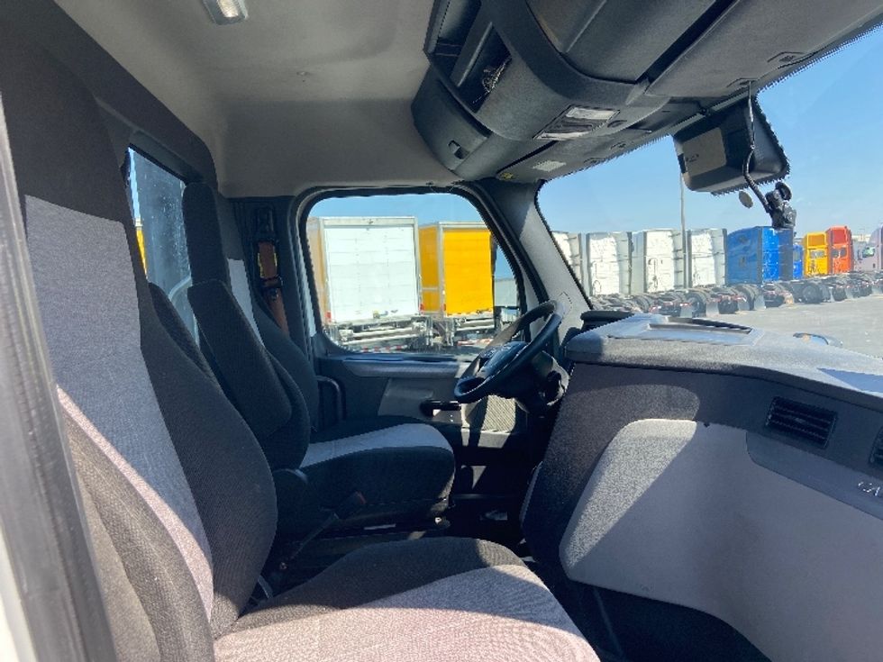 Day Cab Tractor-Heavy Duty Tractors-Freightliner-2022-T11664ST-San Antonio-TX-568,482\n\t\tmiles-$ 47,250 - Image 14