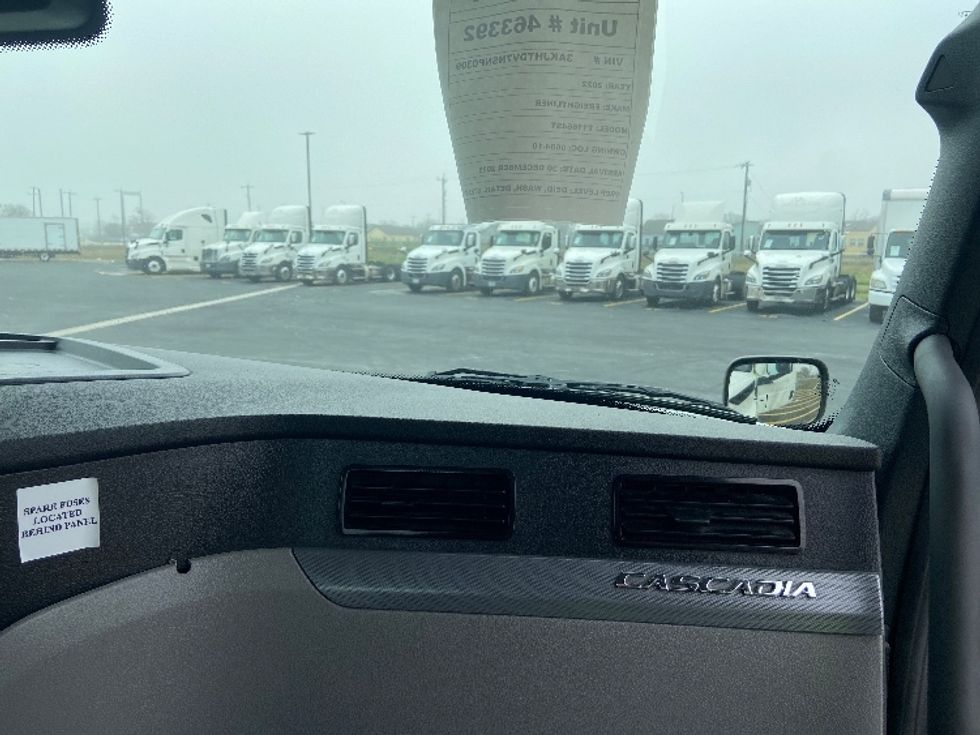 Day Cab Tractor-Heavy Duty Tractors-Freightliner-2022-T11664ST-San Antonio-TX-574,440\n\t\tmiles-$ 47,500 - Image 13