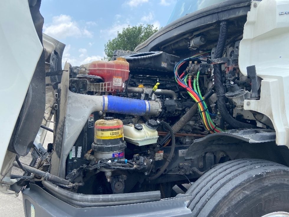 Day Cab Tractor-Heavy Duty Tractors-Freightliner-2022-T11664ST-San Antonio-TX-606,967\n\t\tmiles-$ 36,500 - Image 16