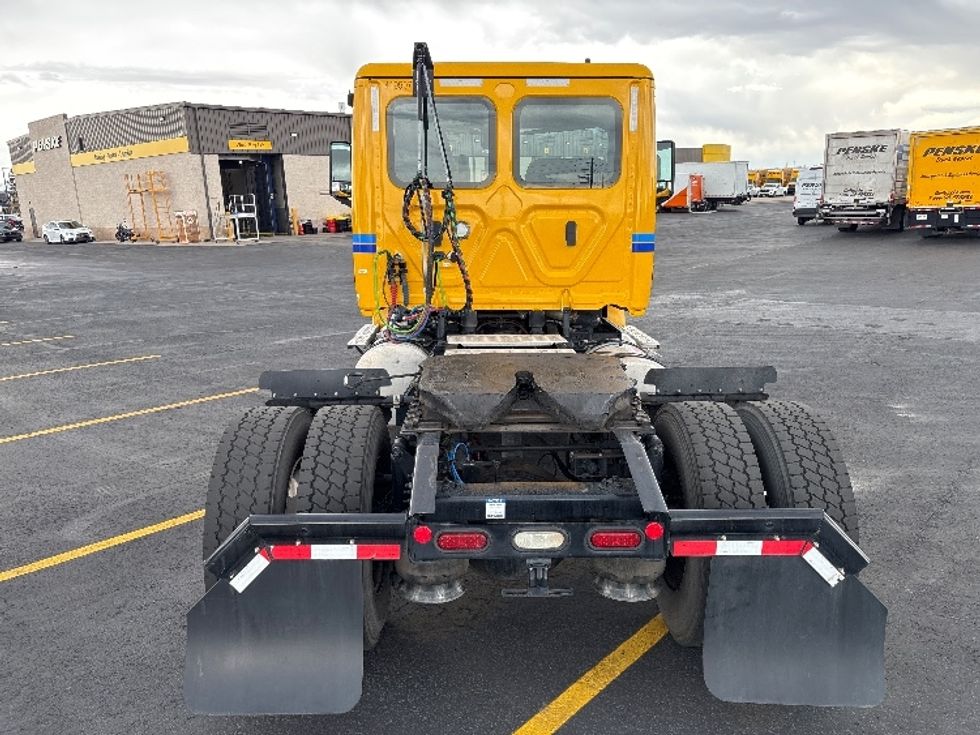 Day Cab Tractor-Heavy Duty Tractors-Freightliner-2022-T12642ST-Denver-CO-121,454\n\t\tmiles-$ 71,000 - Image 6