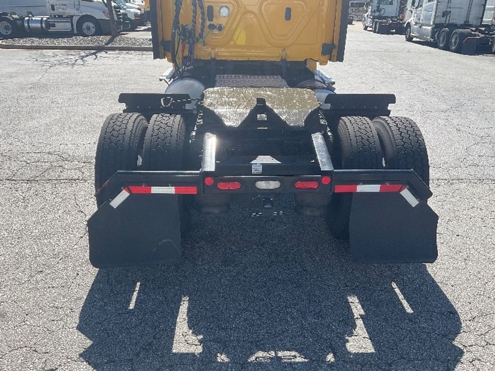 Day Cab Tractor-Heavy Duty Tractors-Freightliner-2022-T12642ST-Duluth-GA-292,477\n\t\tmiles-$ 68,000 - Image 6