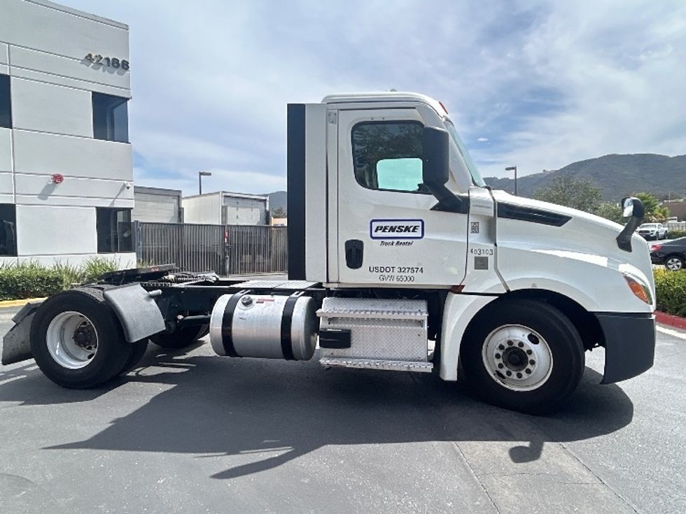 Day Cab Tractor-Heavy Duty Tractors-Freightliner-2022-T12642ST-Fontana-CA-256,975\n\t\tmiles-$ 62,250 - Image 8