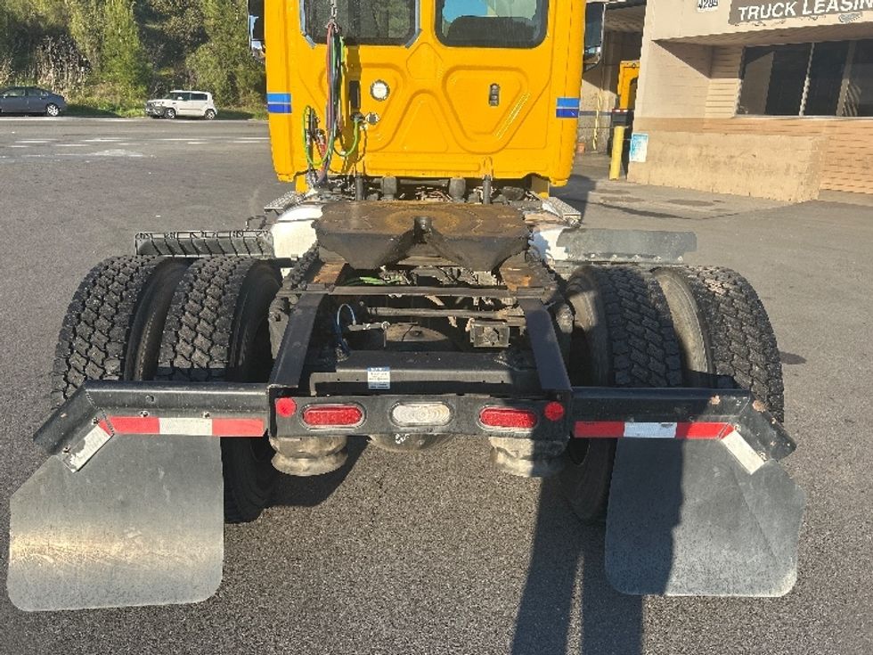 Day Cab Tractor-Heavy Duty Tractors-Freightliner-2022-T12642ST-Fontana-CA-275,923\n\t\tmiles-$ 82,000 - Image 6