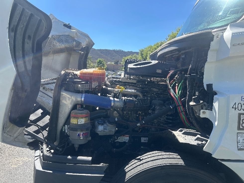 Day Cab Tractor-Heavy Duty Tractors-Freightliner-2022-T12642ST-Fontana-CA-282,031\n\t\tmiles-$ 68,000 - Image 16