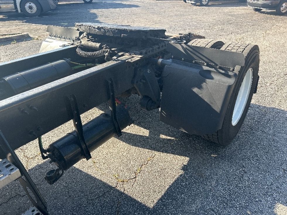 Day Cab Tractor-Heavy Duty Tractors-Freightliner-2022-T12642ST-Jacksonville-FL-290,914\n\t\tmiles-$ 68,000 - Image 18