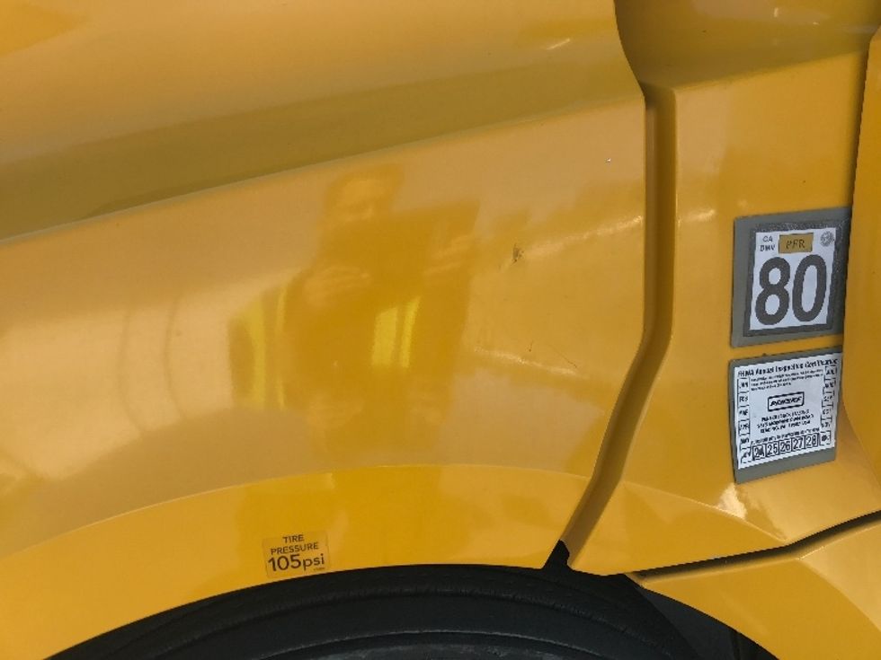 Day Cab Tractor-Heavy Duty Tractors-Freightliner-2022-T12642ST-Jurupa Valley-CA-302,833\n\t\tmiles-$ 79,500 - Image 19