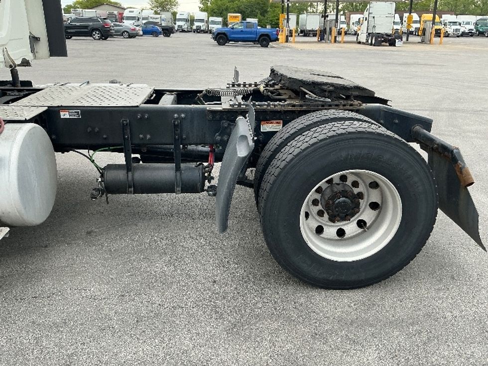 Day Cab Tractor-Heavy Duty Tractors-Freightliner-2022-T12642ST-La Porte-IN-369,943\n\t\tmiles-$ 59,750 - Image 17
