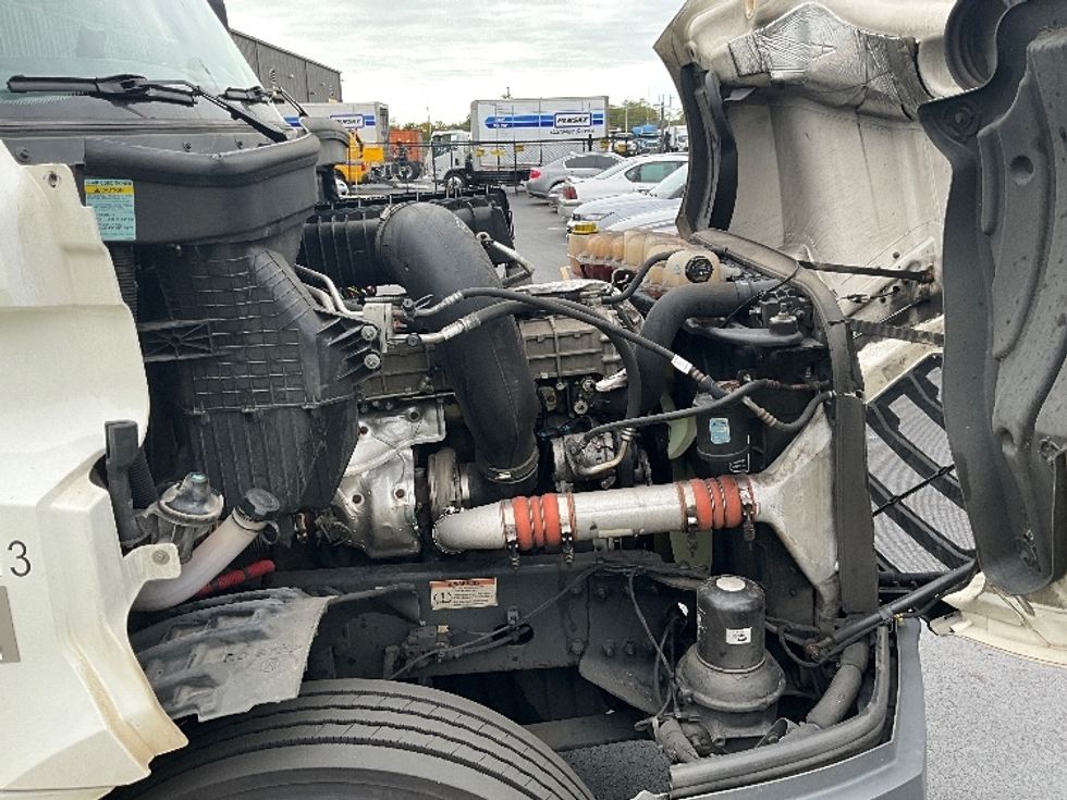 Day Cab Tractor-Heavy Duty Tractors-Freightliner-2022-T12642ST-Montgomery-NY-574,112\n\t\tmiles-$ 51,750 - Image 15