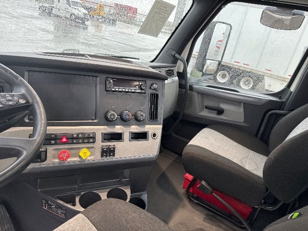 Day Cab Tractor-Heavy Duty Tractors-Freightliner-2022-T12642ST-Salt Lake City-UT-436,842\n\t\tmiles-$ 60,000 - Image 10