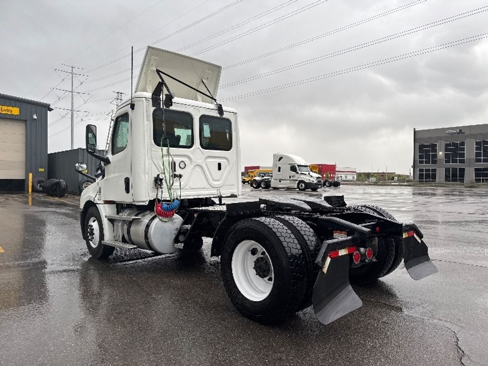 Day Cab Tractor-Heavy Duty Tractors-Freightliner-2022-T12642ST-Salt Lake City-UT-436,842\n\t\tmiles-$ 60,000 - Image 5