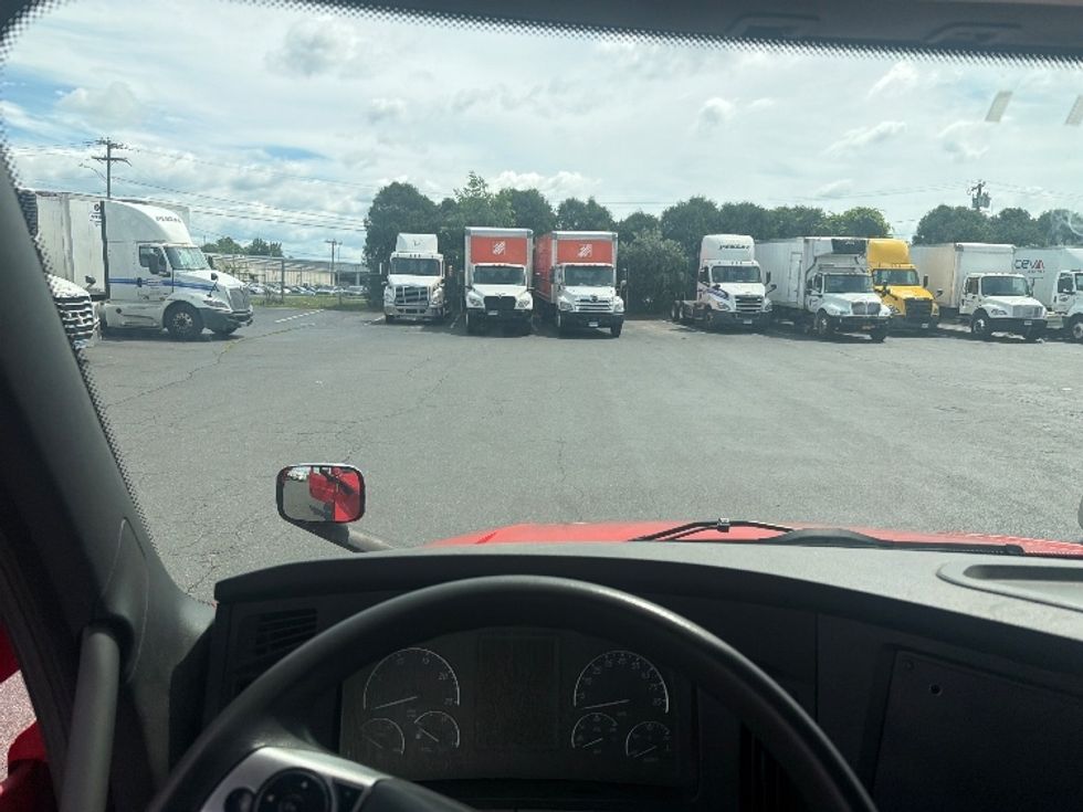 Day Cab Tractor-Heavy Duty Tractors-Freightliner-2022-T12642ST-Springfield-MA-111,664\n\t\tmiles-$ 62,750 - Image 11