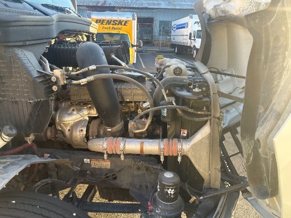 Day Cab Tractor-Heavy Duty Tractors-Freightliner-2022-T12642ST-Torrance-CA-278,751\n\t\tmiles-$ 66,000 - Image 15