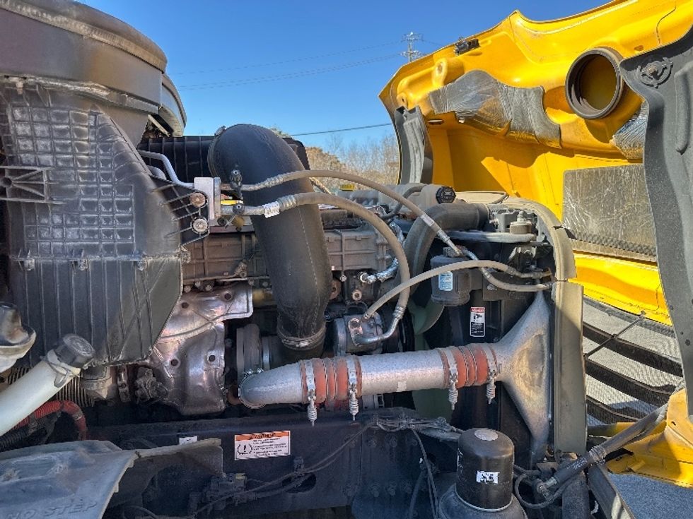 Day Cab Tractor-Heavy Duty Tractors-Freightliner-2022-T12642ST-West Sacramento-CA-250,955\n\t\tmiles-$ 65,250 - Image 15