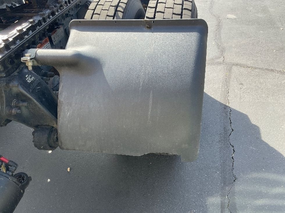 Day Cab Tractor-Heavy Duty Tractors-Freightliner-2022-T12642ST-West Sacramento-CA-277,404\n\t\tmiles-$ 81,750 - Image 19