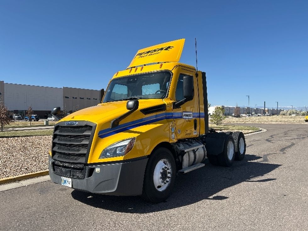Day Cab Tractor-Heavy Duty Tractors-Freightliner-2022-T12664ST-Aurora-CO-275,232\n\t\tmiles-$ 83,500 - Image 3