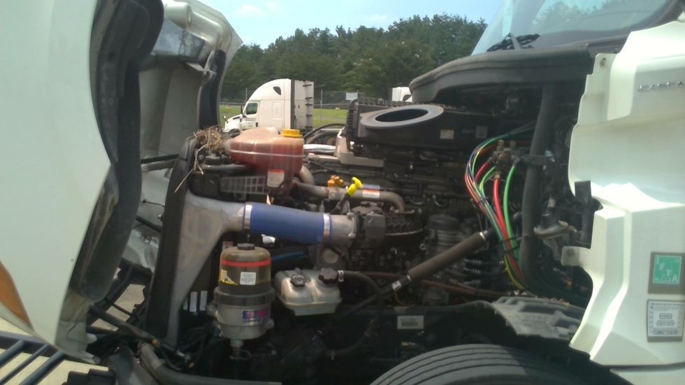 Day Cab Tractor-Heavy Duty Tractors-Freightliner-2022-T12664ST-Birmingham-AL-338,804\n\t\tmiles-$ 71,250 - Image 16
