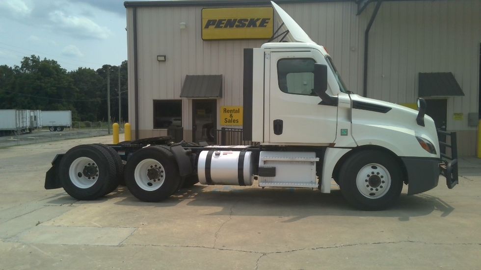 Day Cab Tractor-Heavy Duty Tractors-Freightliner-2022-T12664ST-Birmingham-AL-338,804\n\t\tmiles-$ 71,250 - Image 8