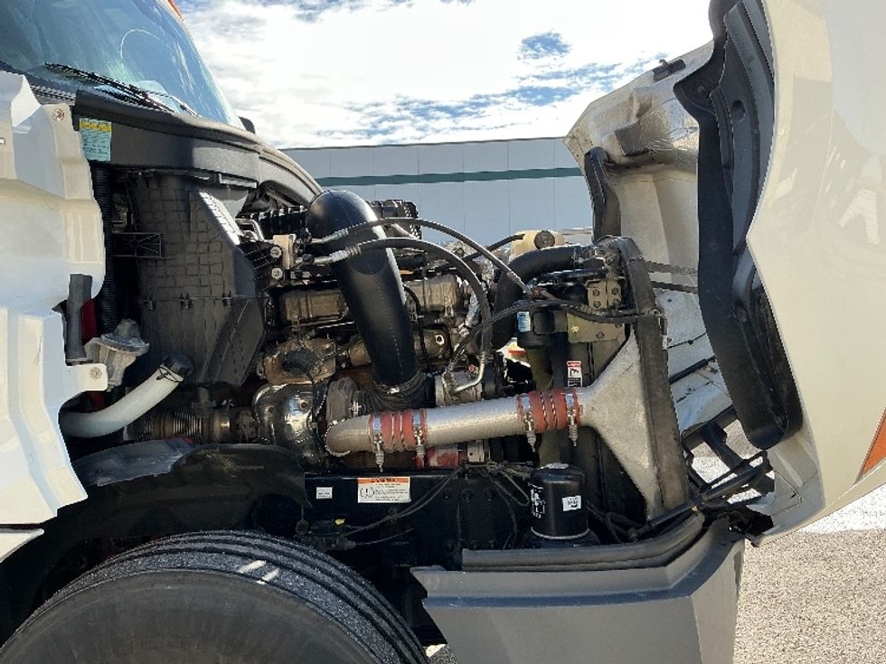 Day Cab Tractor-Heavy Duty Tractors-Freightliner-2022-T12664ST-Calgary-AB-435,969\n\t\tkm-$ 93,250 - Image 15