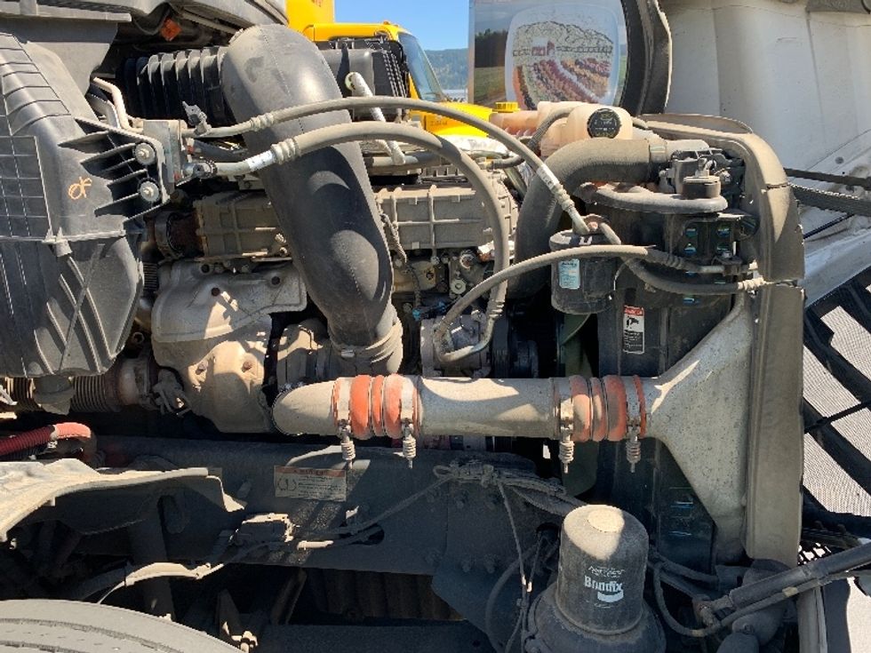 Day Cab Tractor-Heavy Duty Tractors-Freightliner-2022-T12664ST-Coburg-OR-252,373\n\t\tmiles-$ 87,250 - Image 15