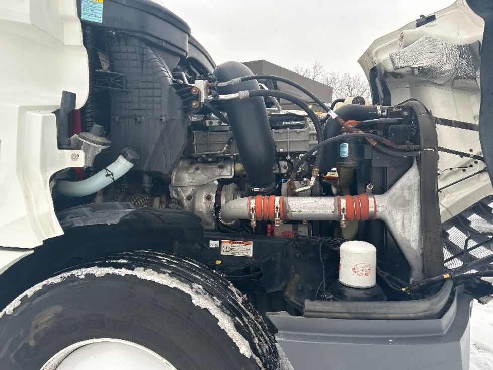 Day Cab Tractor-Heavy Duty Tractors-Freightliner-2022-T12664ST-Comstock Park-MI-254,768\n\t\tmiles-$ 71,250 - Image 15