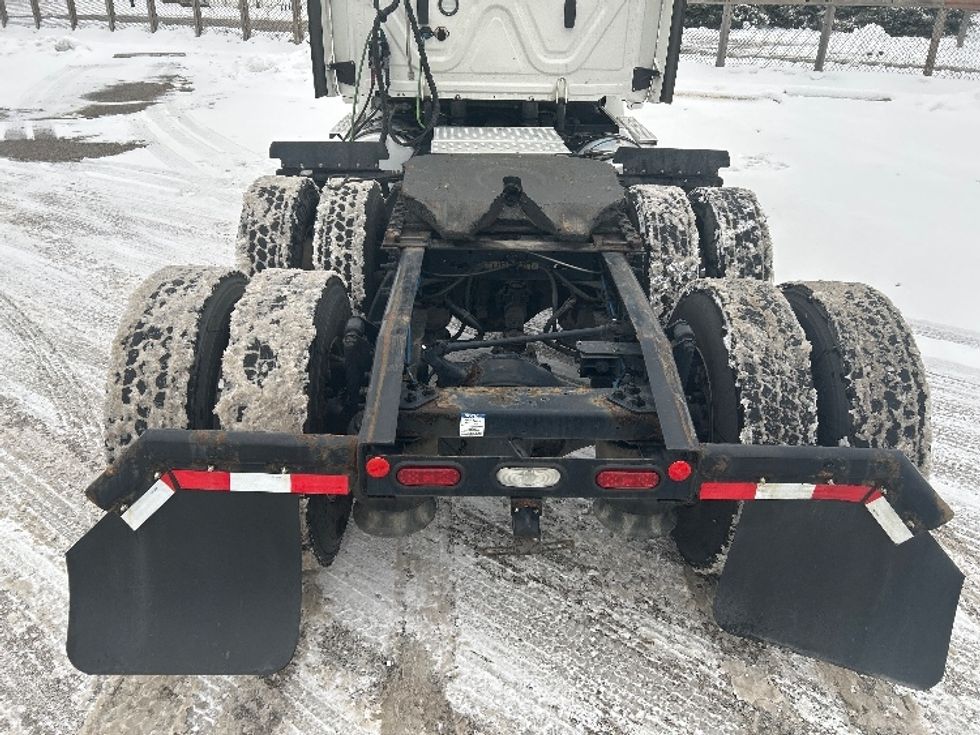 Day Cab Tractor-Heavy Duty Tractors-Freightliner-2022-T12664ST-Comstock Park-MI-254,768\n\t\tmiles-$ 71,250 - Image 6