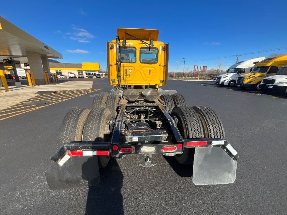 Day Cab Tractor-Heavy Duty Tractors-Freightliner-2022-T12664ST-East Chicago-IN-462,594\n\t\tmiles-$ 52,750 - Image 6