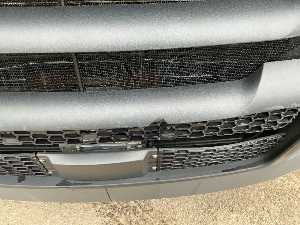 Day Cab Tractor-Heavy Duty Tractors-Freightliner-2022-T12664ST-Edmonton-AB-568,802\n\t\tkm-$ 88,000 - Image 20