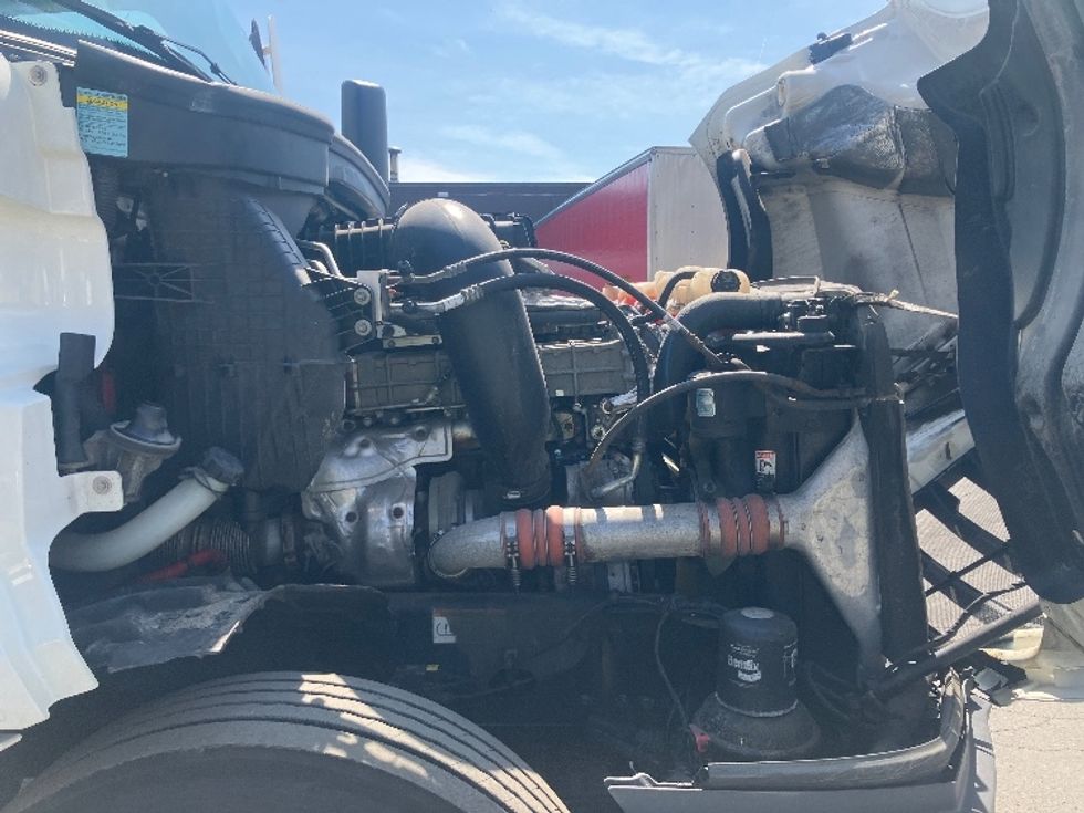 Day Cab Tractor-Heavy Duty Tractors-Freightliner-2022-T12664ST-Fitchburg-MA-286,770\n\t\tmiles-$ 70,500 - Image 15
