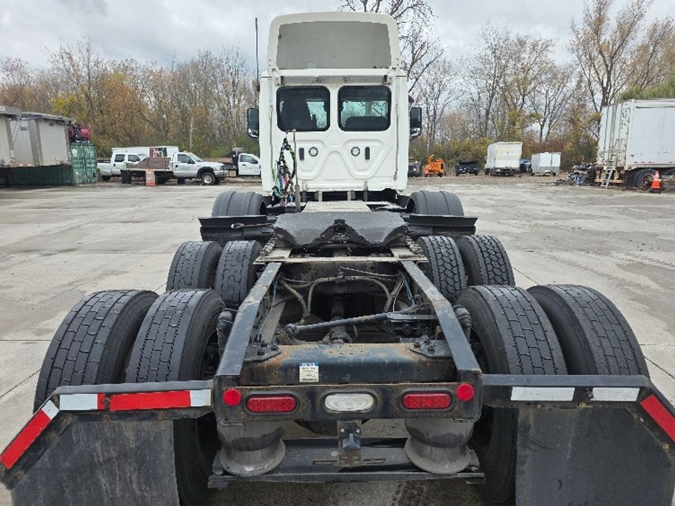 Day Cab Tractor-Heavy Duty Tractors-Freightliner-2022-T12664ST-Flat Rock-MI-654,270\n\t\tmiles-$ 33,000 - Image 6