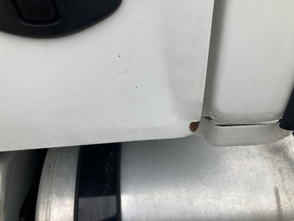 Day Cab Tractor-Heavy Duty Tractors-Freightliner-2022-T12664ST-Franklin-MA-434,533\n\t\tmiles-$ 47,500 - Image 18