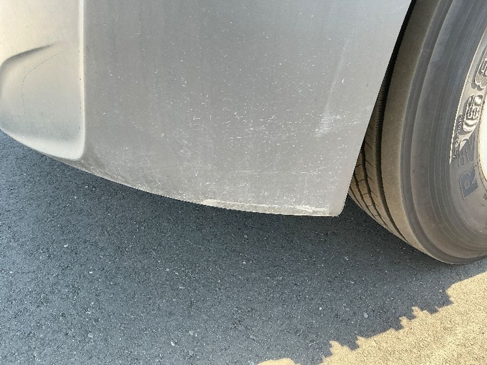 Day Cab Tractor-Heavy Duty Tractors-Freightliner-2022-T12664ST-Goodyear-AZ-284,028\n\t\tmiles-$ 78,500 - Image 20