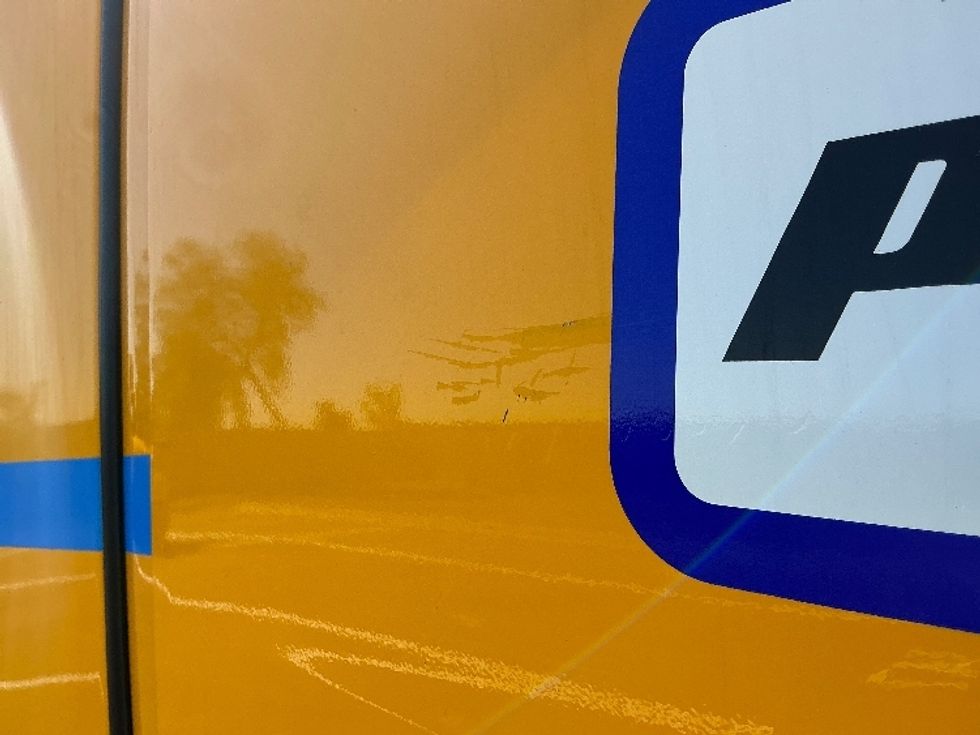 Day Cab Tractor-Heavy Duty Tractors-Freightliner-2022-T12664ST-Goodyear-AZ-284,028\n\t\tmiles-$ 78,500 - Image 21