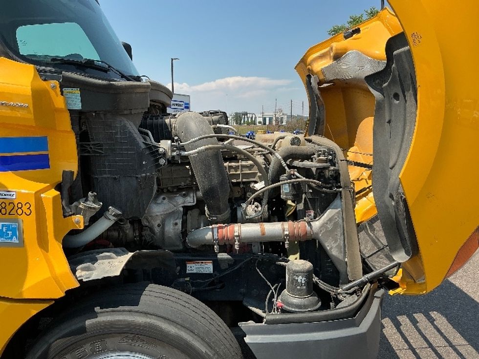 Day Cab Tractor-Heavy Duty Tractors-Freightliner-2022-T12664ST-Greeley-CO-228,291\n\t\tmiles-$ 81,000 - Image 15